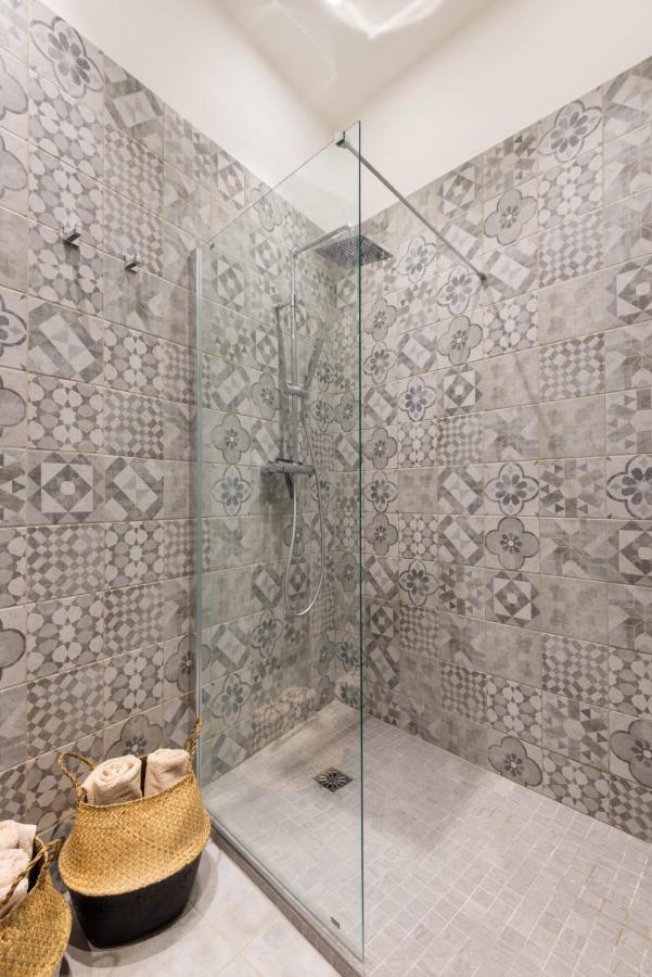 Latelier 2Br W Ac At 4 Min From The Beaches Of Old Nice Welkeys Dış mekan fotoğraf